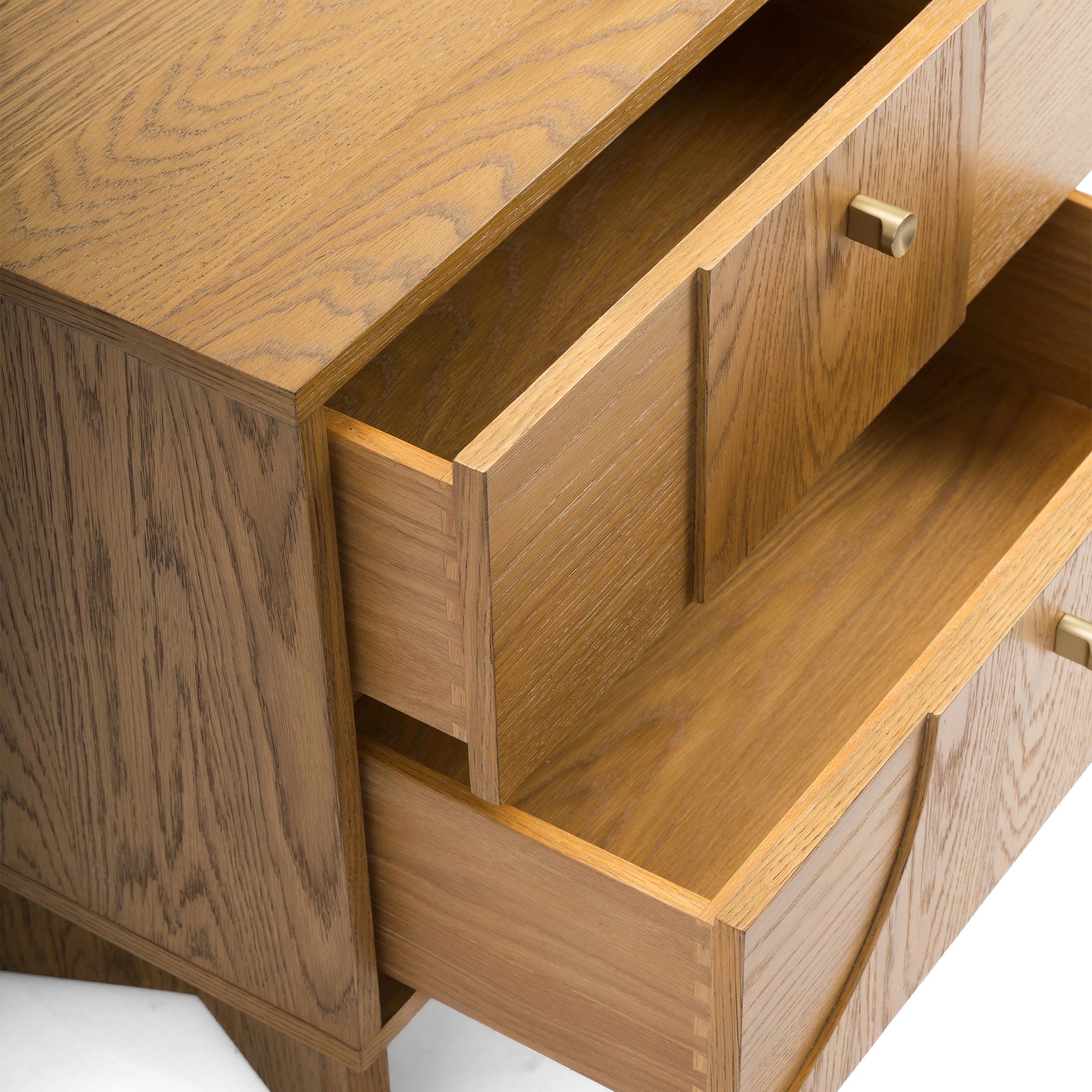Zahra Nightstand